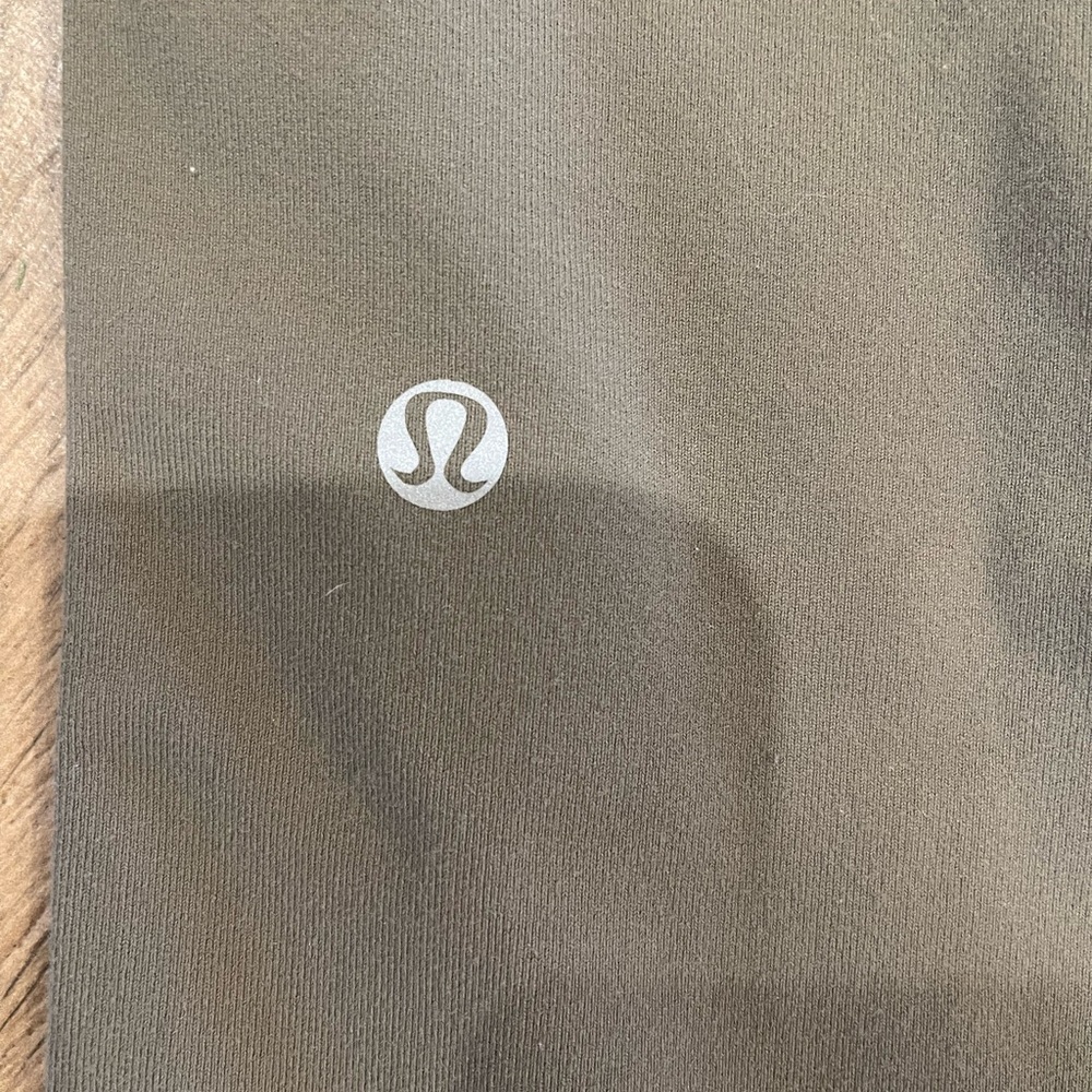 Lululemon Wide Leg Cropped Pants - Picture 3 of 6
